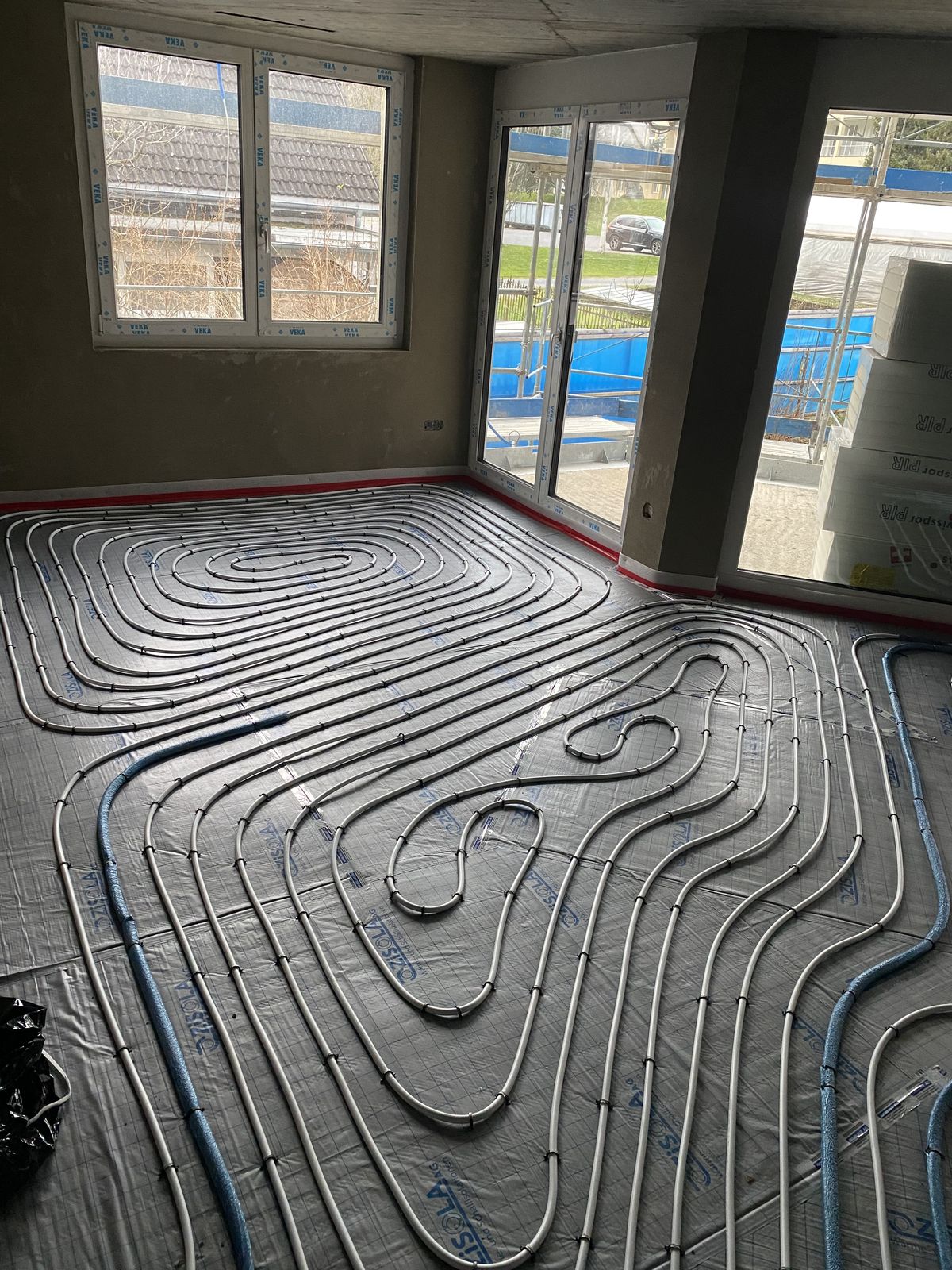 Verlegte Fussbodenheizung auf der Baustelle, Referenz 6
